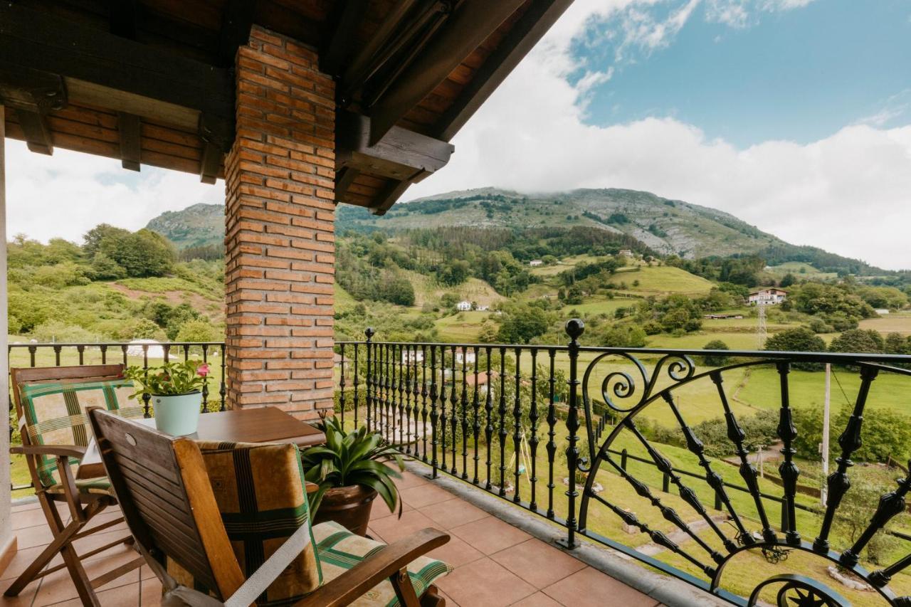 Casa rural Txanpardin *
