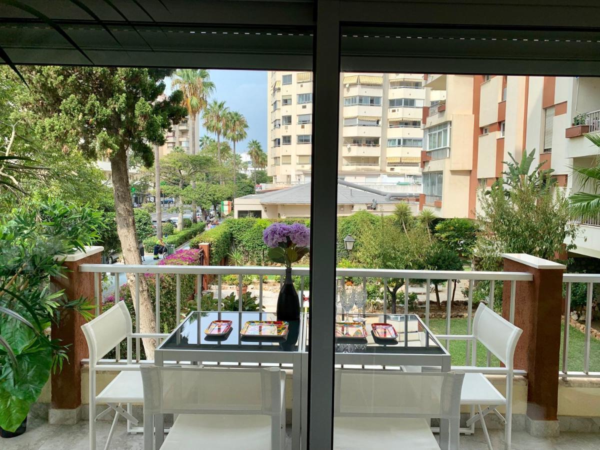 Neptuno Beachfront Apartamento Marbella