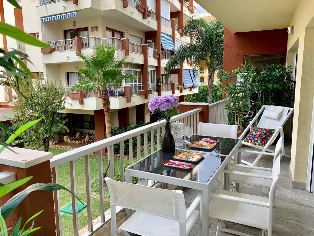Neptuno Beachfront Apartamento Marbella