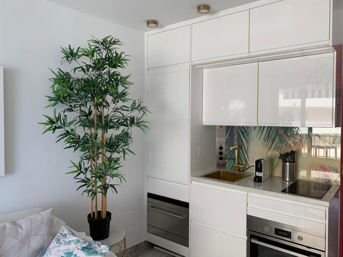 Neptuno Beachfront * Marbella