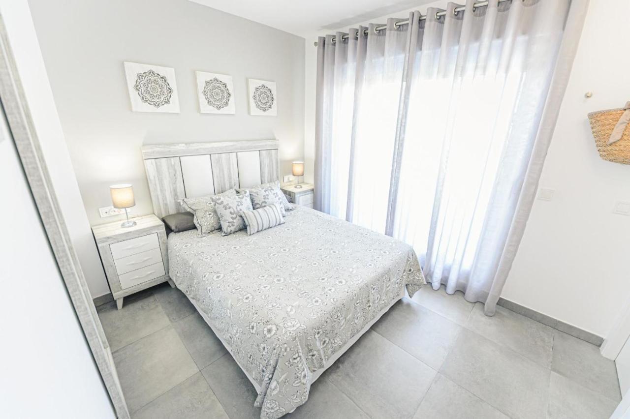 Sun Kissed Beach House Familias *
