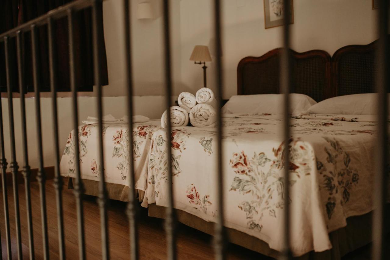 Hotel De Valdezufre Aracena