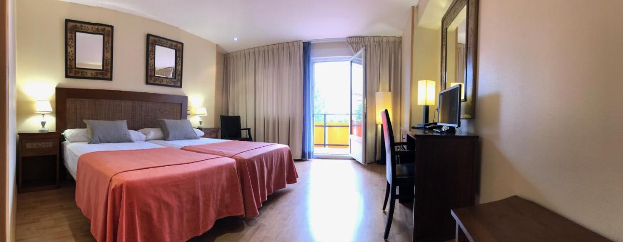 V.ciudad Hotel
