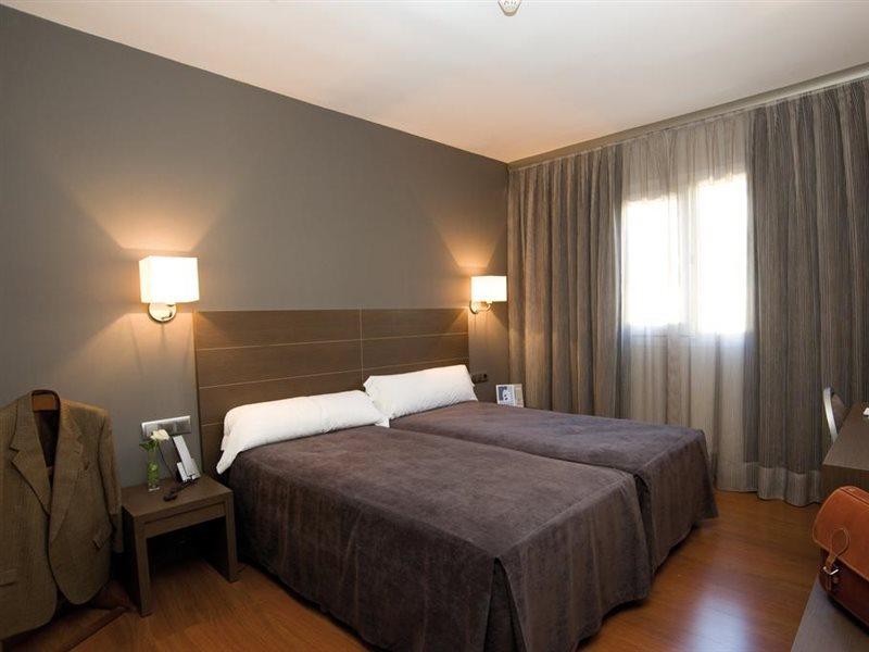 Hotel Cisneros 3*