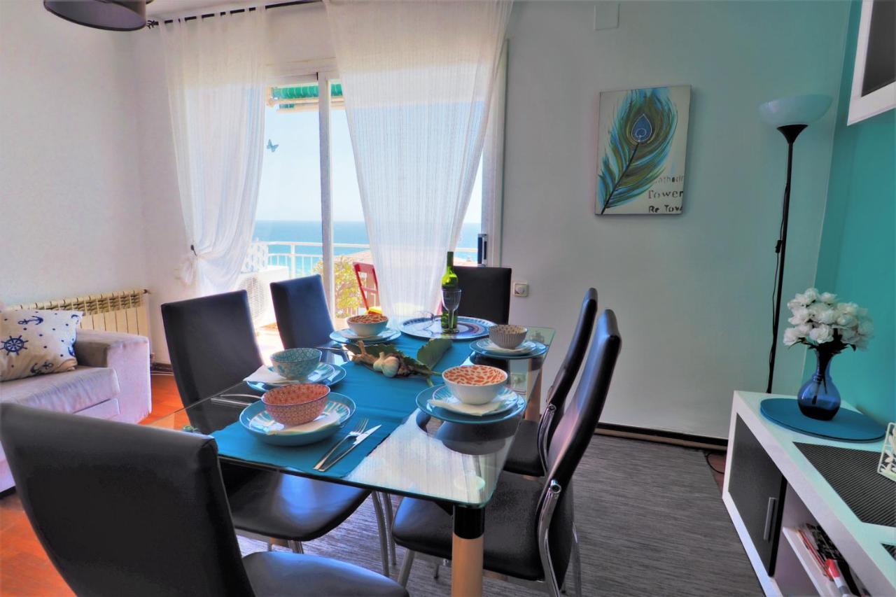 Nuria Seaview Beach-apartment *