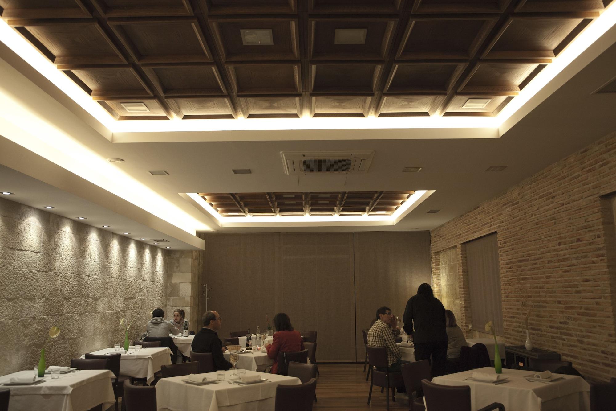 Restaurant Josep Hotel Bot