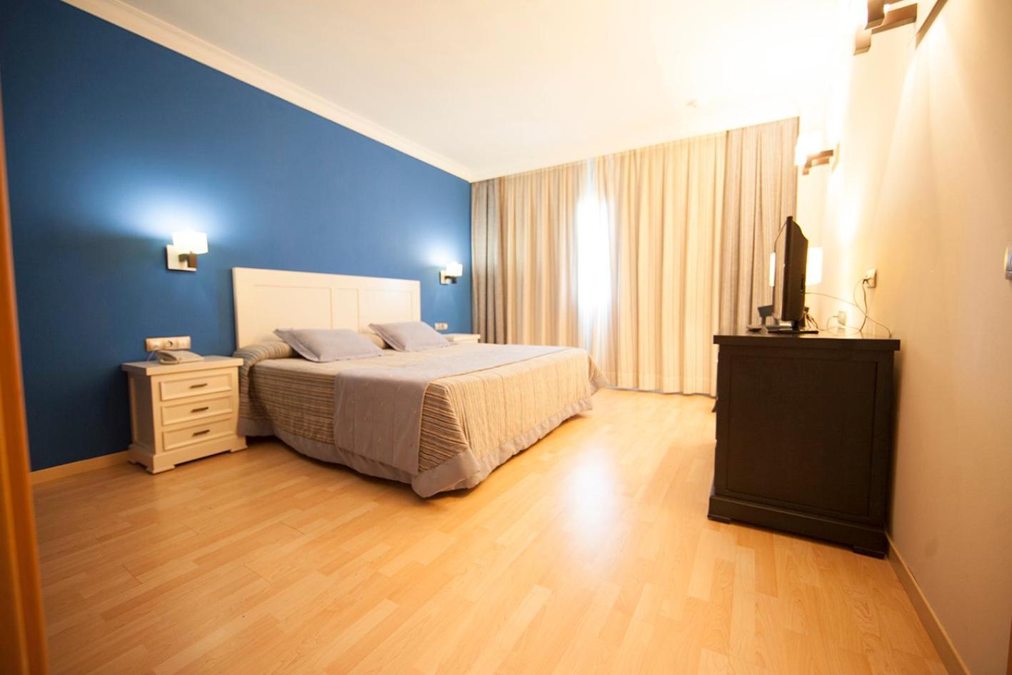 Acosta Centro 4*