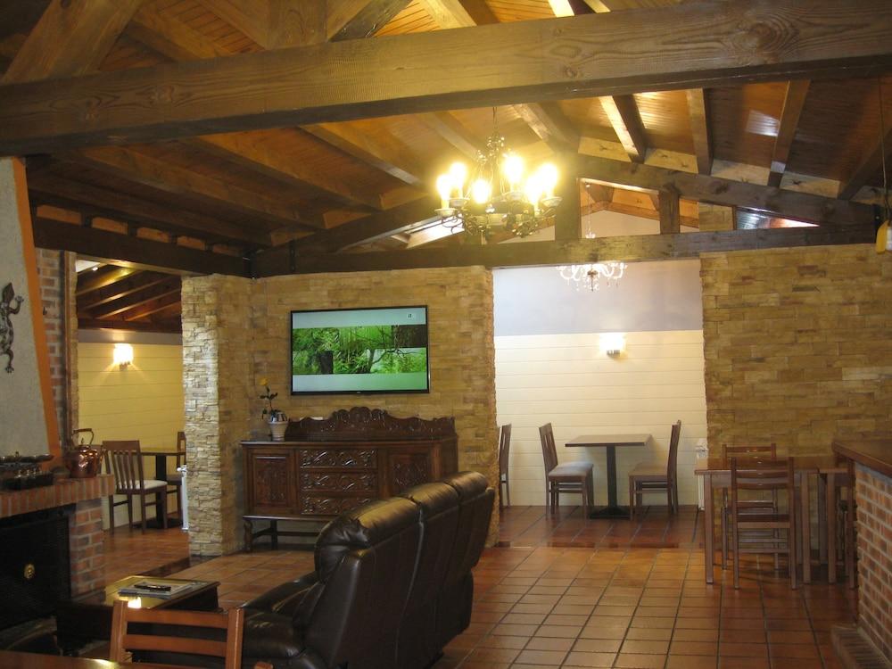Rural Entremontes Hotel Onís