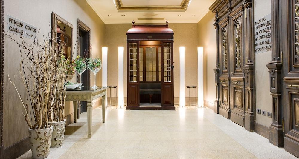 Nh Collection Hotel