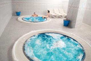 Apartahotel Advise Reina Vera