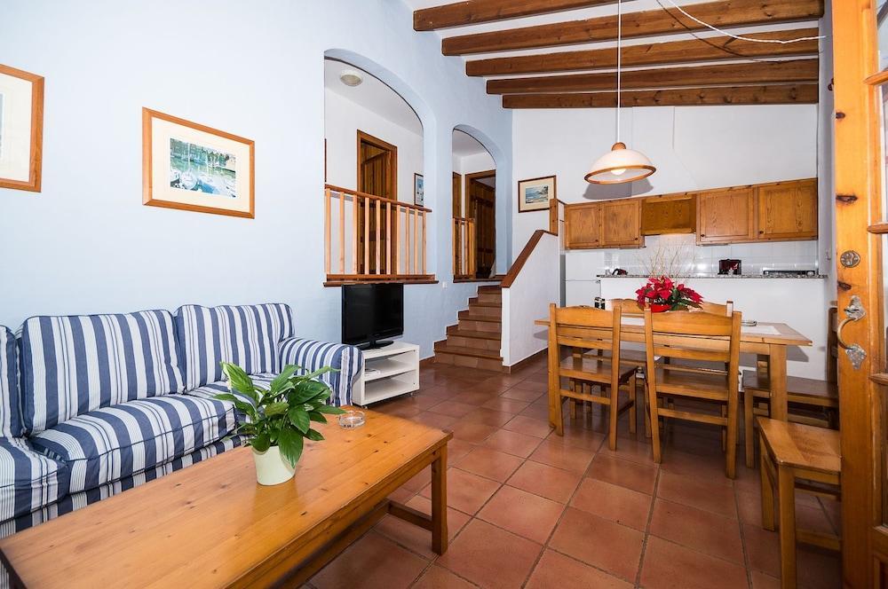 Hotel Playas De Fornells Villas