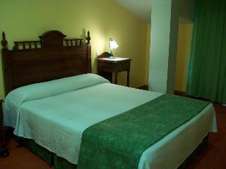 Cueli Hotel 3*