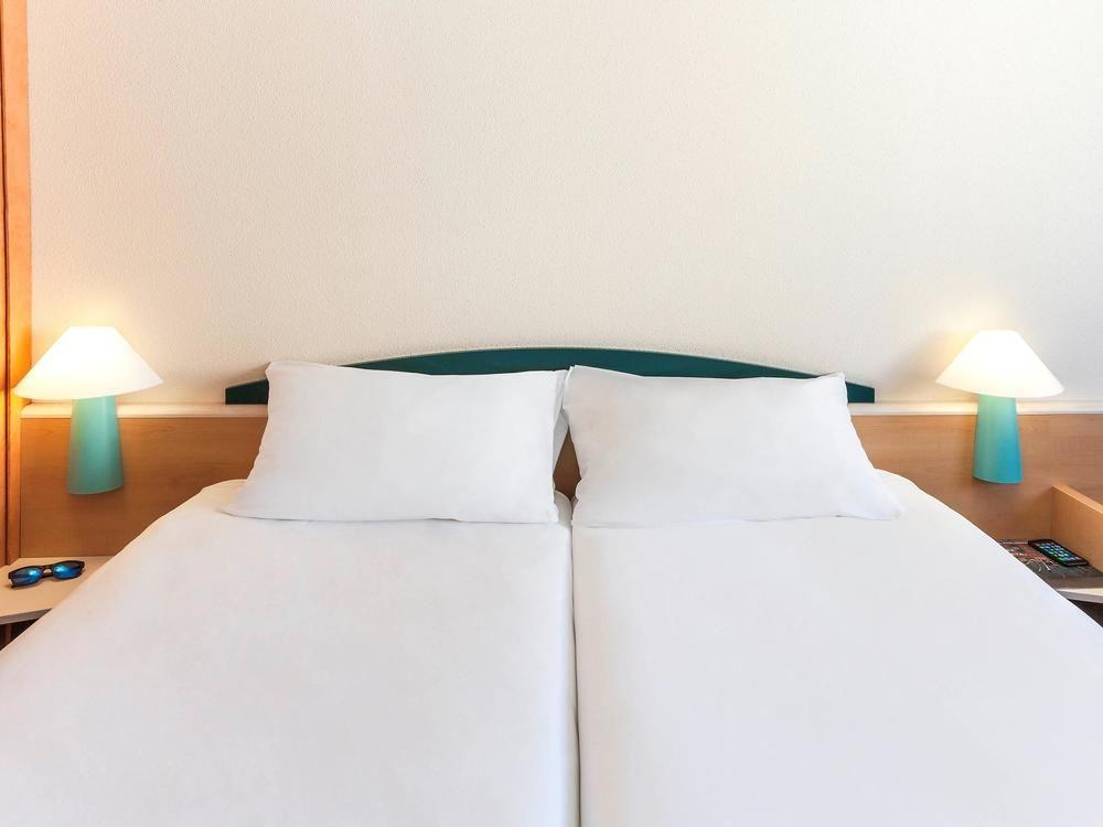 Ibis Barcelona Hotel 2*