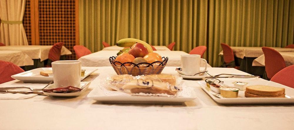 Hotel Hospedium Tablas