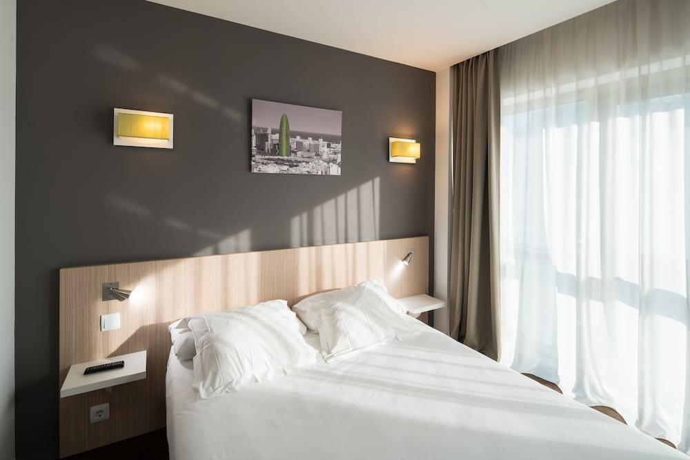 Hotel Barcelona Sant Cugat 4*