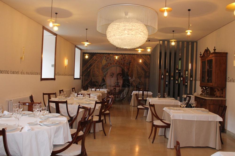 Hotel Del Monasterio De San Millan