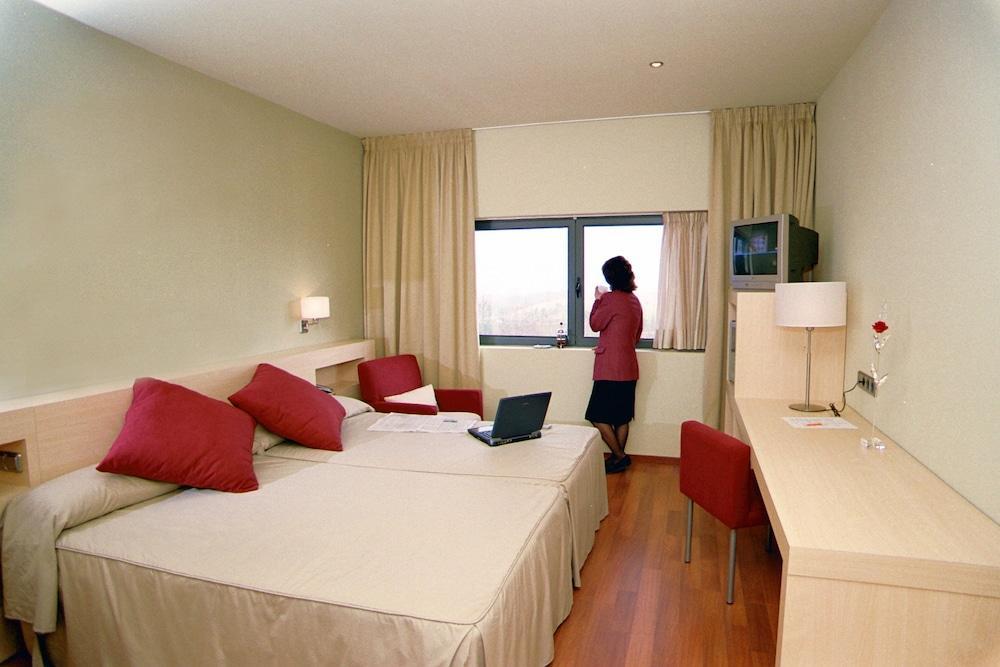Hotel Les Torres Sant Esteve Sesrovires