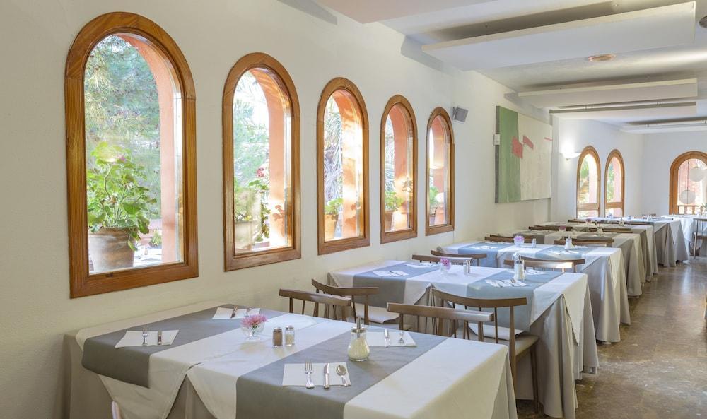 Aparthotel Es Baulo Petit
