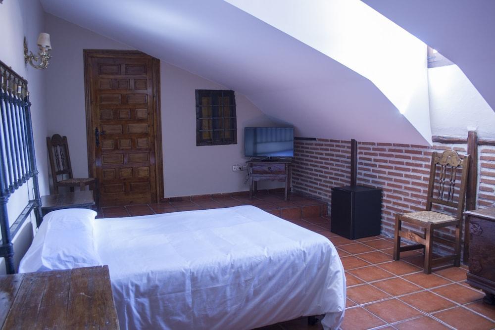 Palacio De Monjaraz