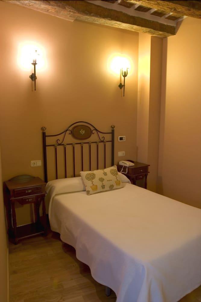 El Rincon Hotel 2*