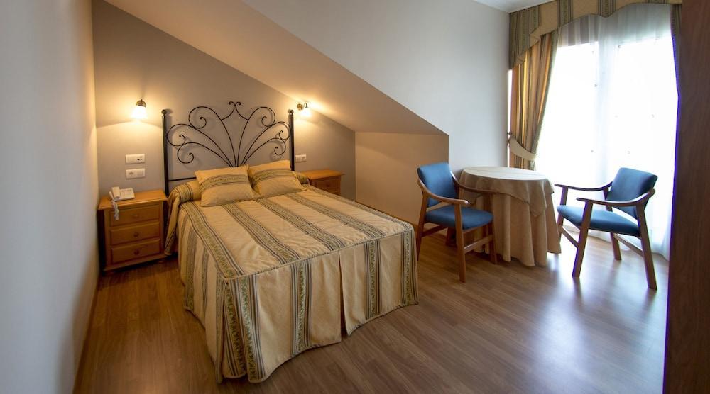 Hotel Alpina Vilanova De Arousa