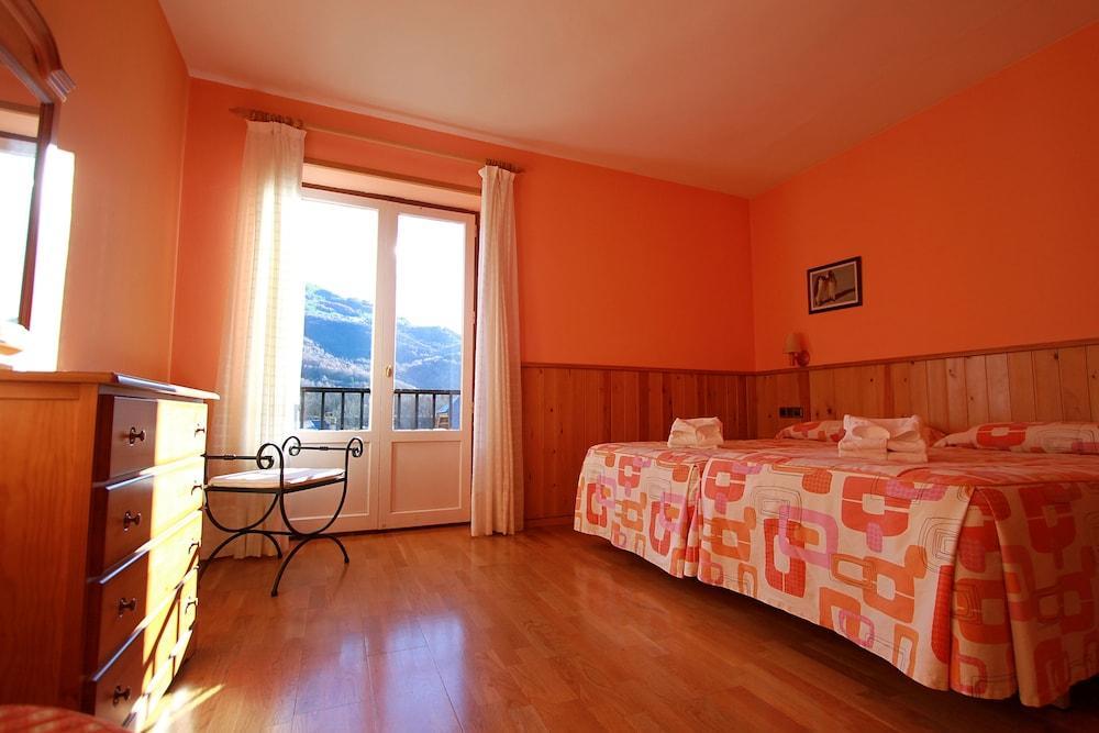 Escalar Hotel 2*