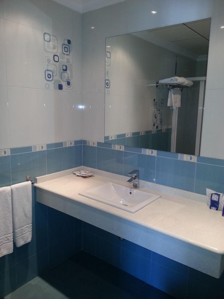 Hotel Almoradi Hotel 3*