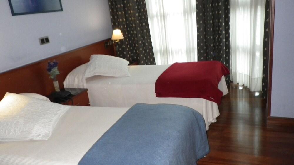 Nueva Plaza Hotel Maliaño