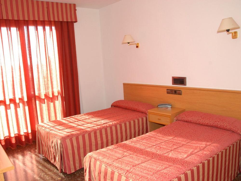 La Imperial Hotel