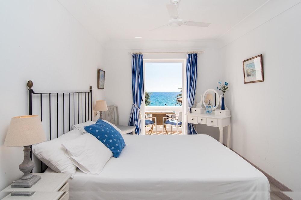 The Sea Club Bed & Breakfast 3*