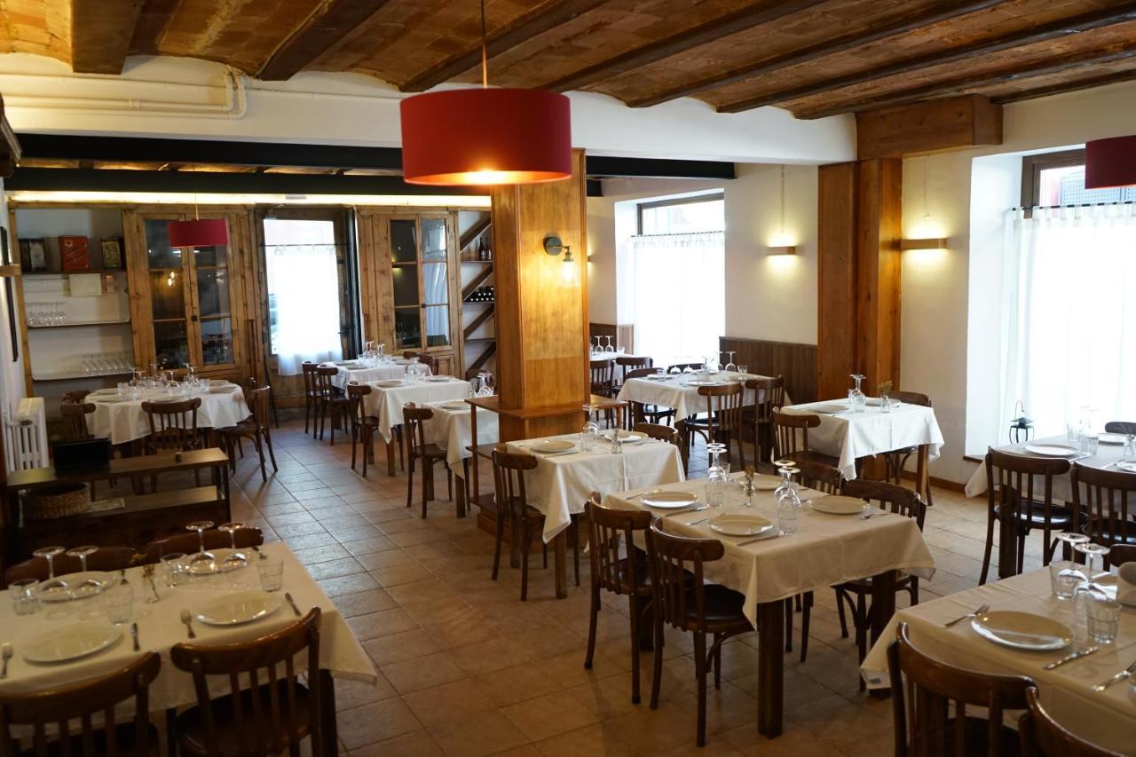 Fonda Biayna Hotel