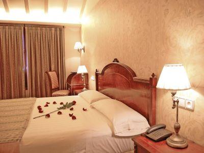 Hotel Condesa De 3*