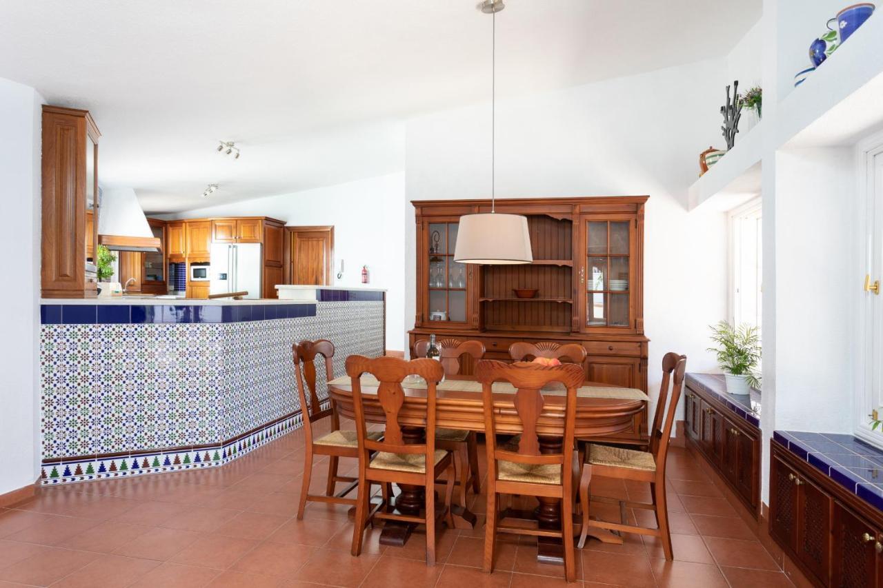 Casa Ajabo With Heateable Pool