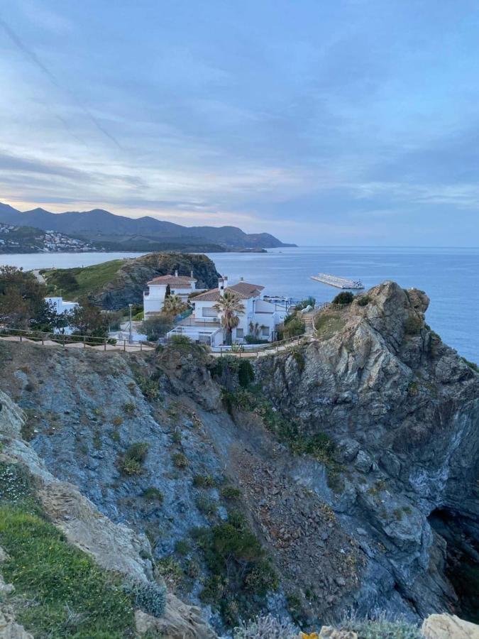 Can Pau Guesthouse Llançà