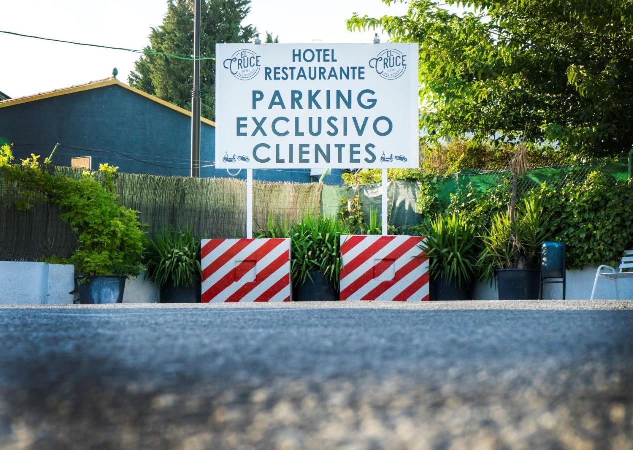 El Cruce Hotel