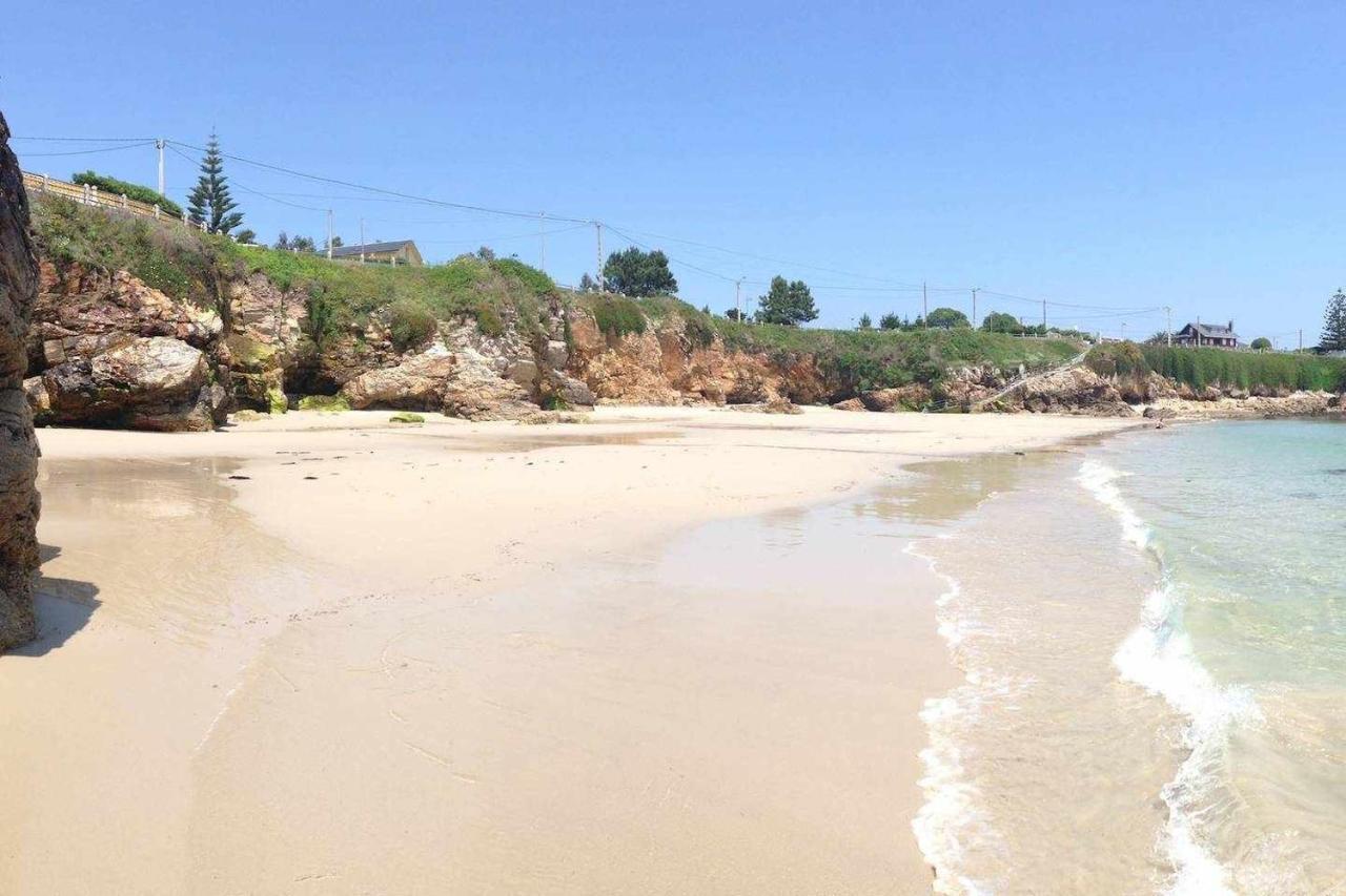 Chalet Pareado Con Jardin En 1ª Linea De Mar Holiday home Burela