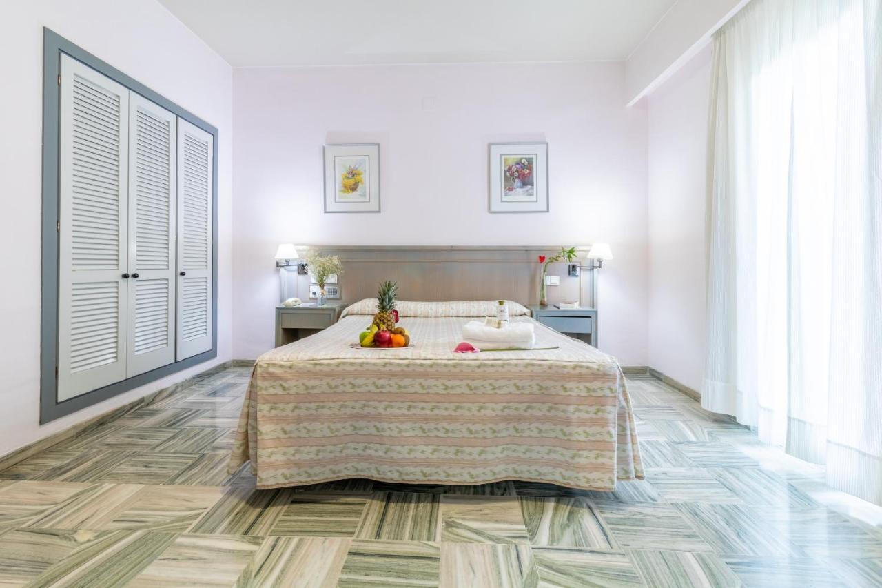 Hotel Abades Manzanil Loja