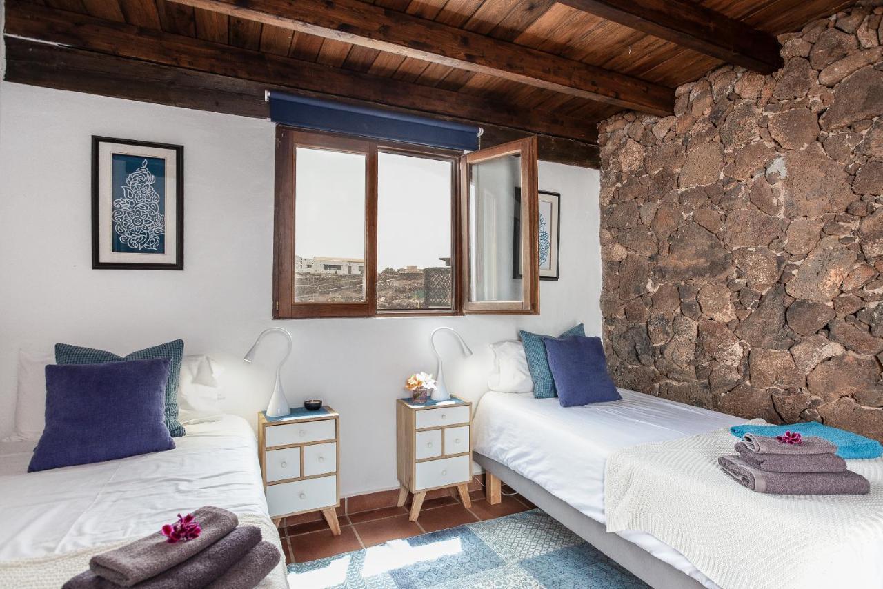 Inn Azulfit Surya Yoga & Pilates Retreat La Oliva