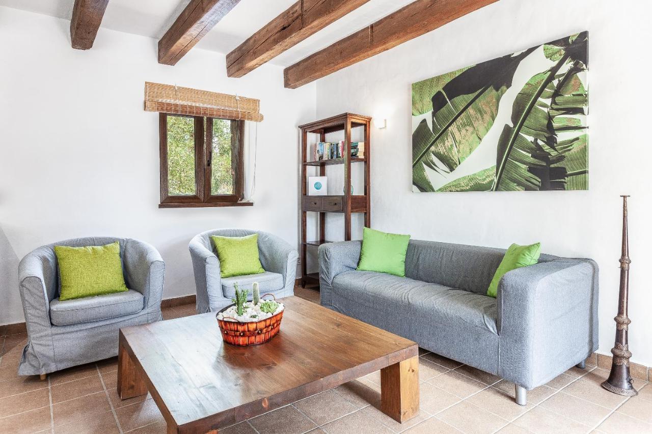 Azulfit Surya Yoga & Pilates Retreat Inn La Oliva