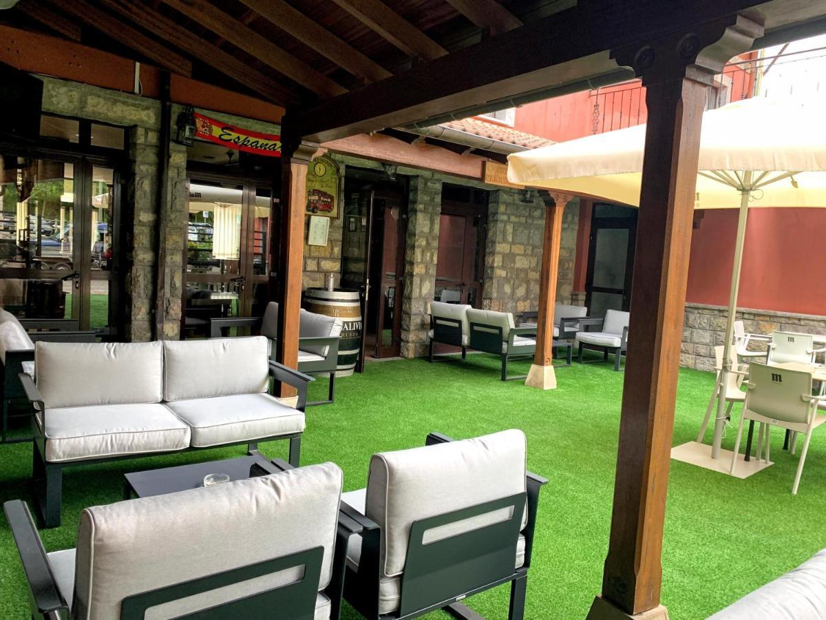 - Peña Santa Hotel 2*