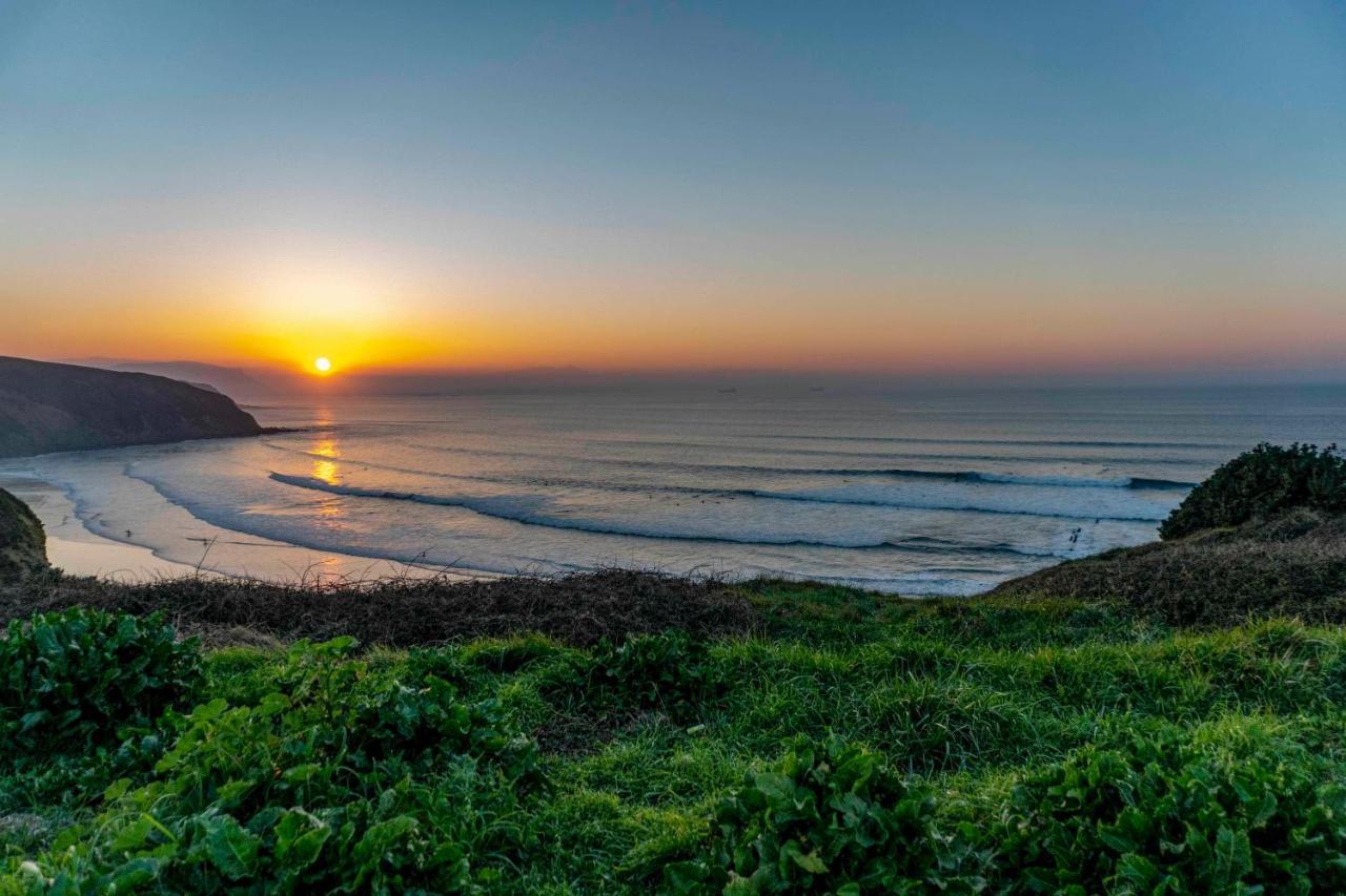 Moana Eco Surf House Hostal