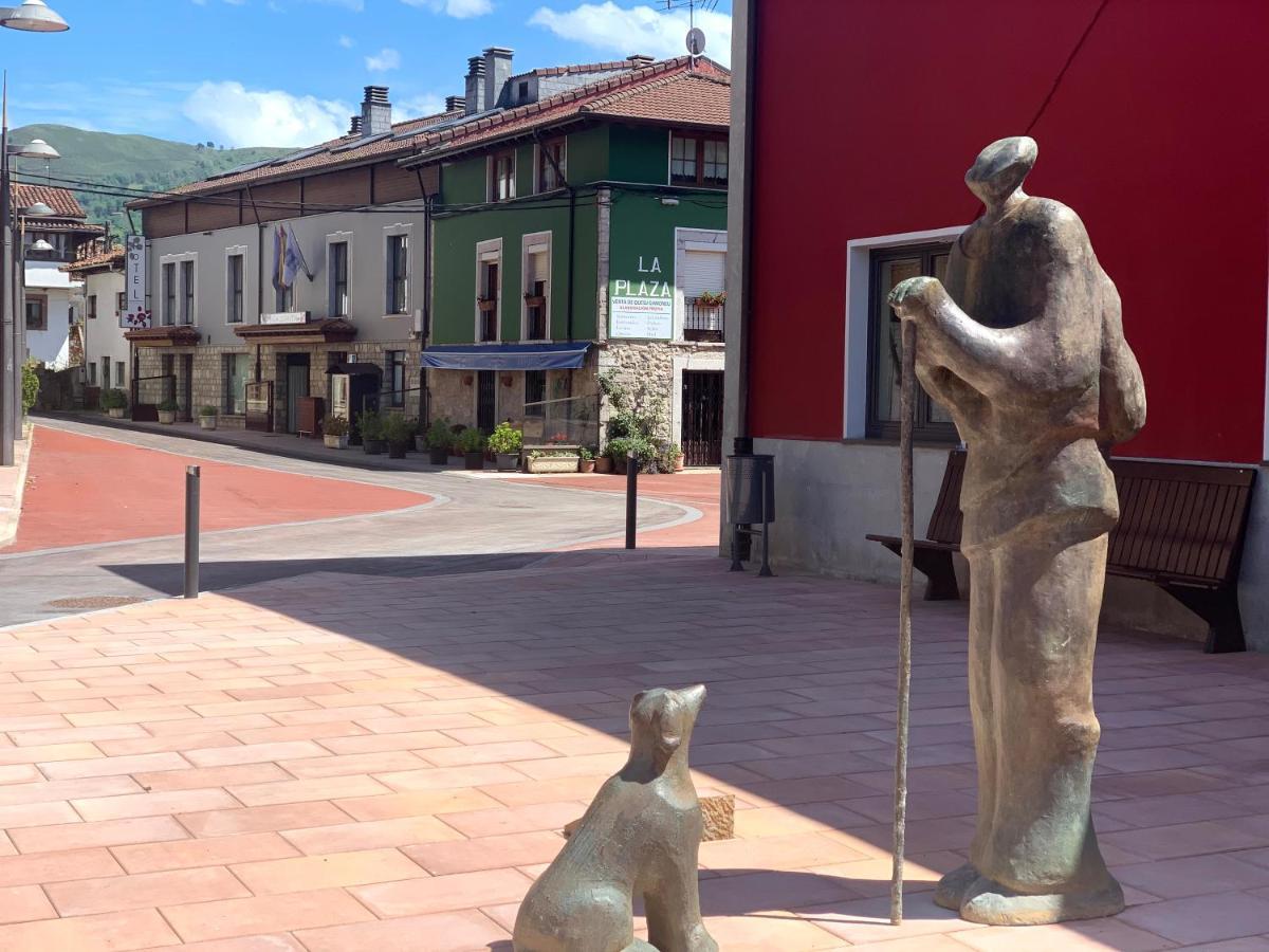 - Peña Santa