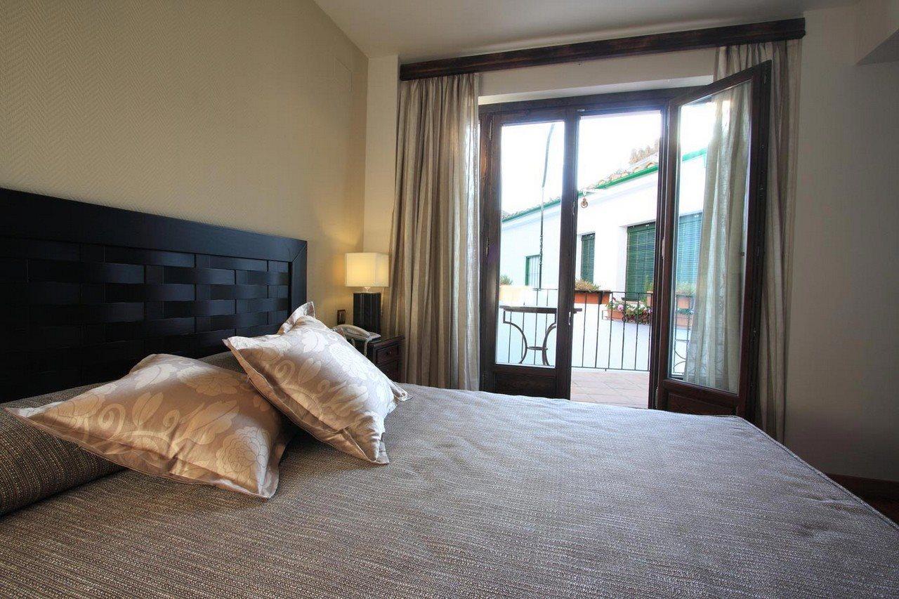 Casa Baños De La Hotel 4*
