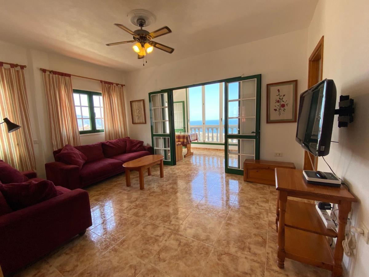Holiday home Casa Paco Y Nina