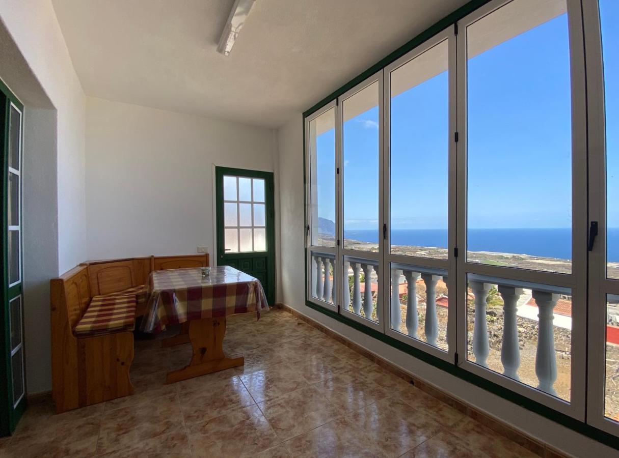 Holiday home Casa Paco Y Nina Frontera