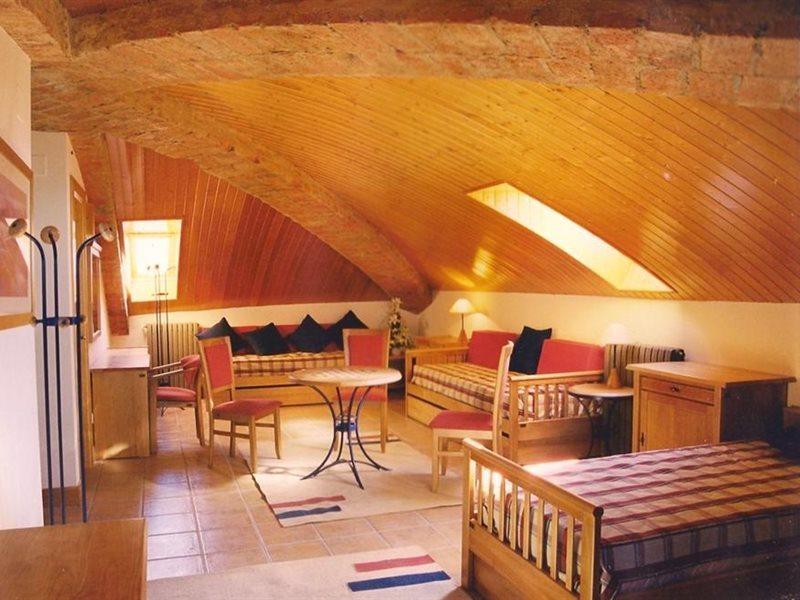 Hotel Hospederia Del Santuario De La Pena De Francia