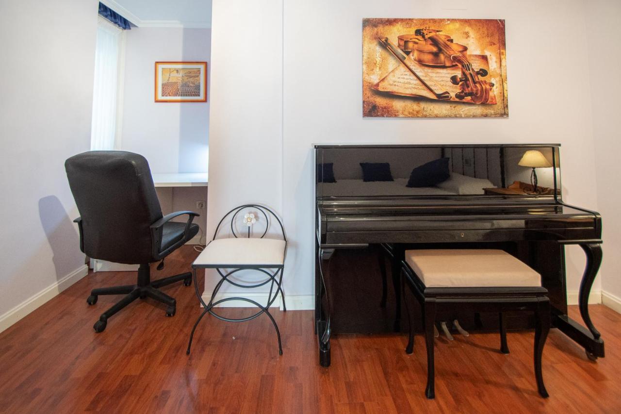 Apartamento El Pentagrama De *