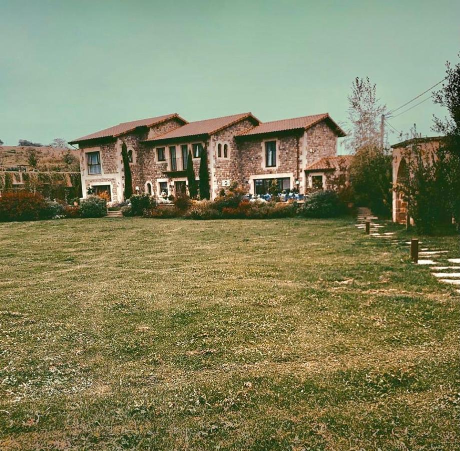 Farm stay La Fuentona De Santillana *