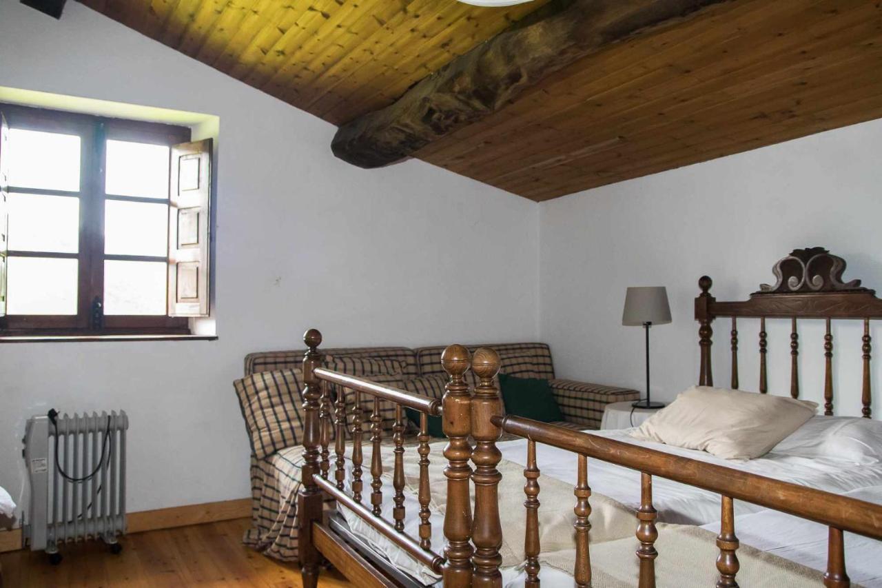 Casa De Isidoro Chalet Linares (Asturias)