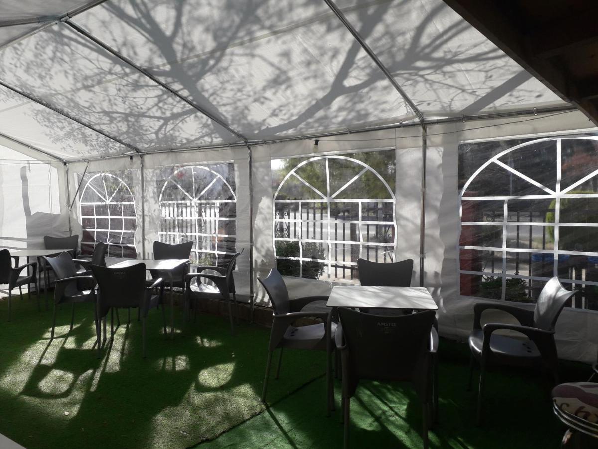 Chico Hotel 2*